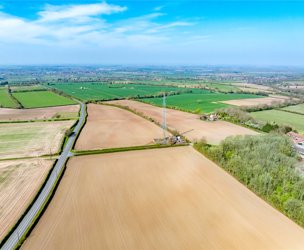 Cowsland Farmland, South Leverton picture 3